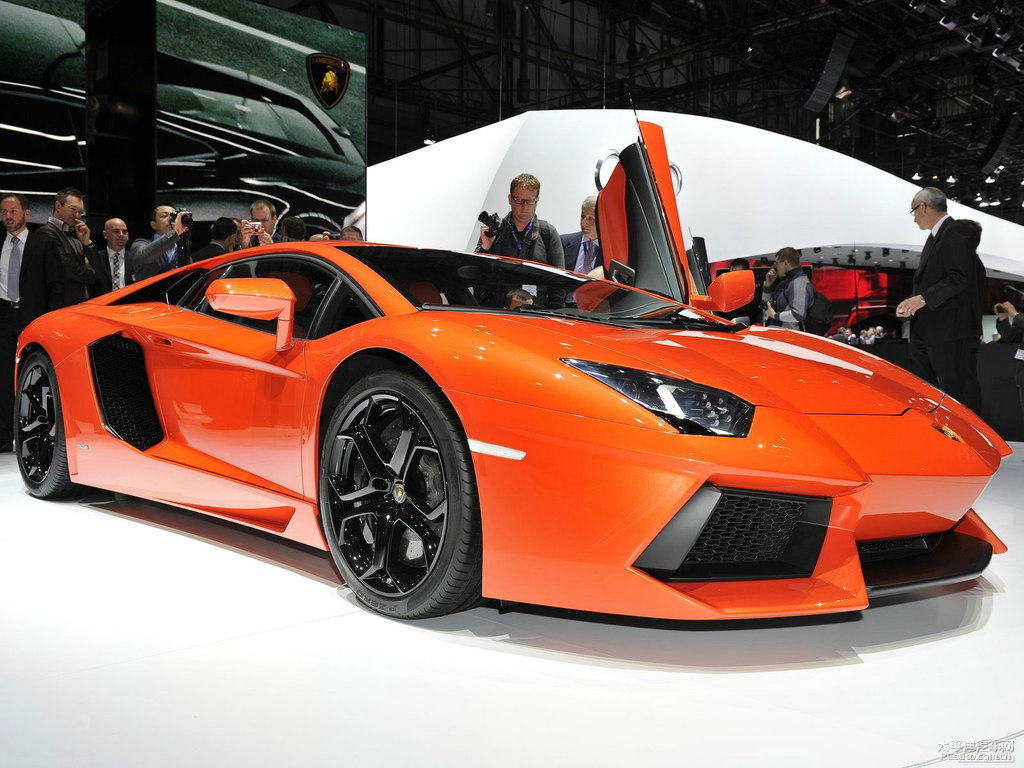 橙色Aventador整車外觀外觀圖片