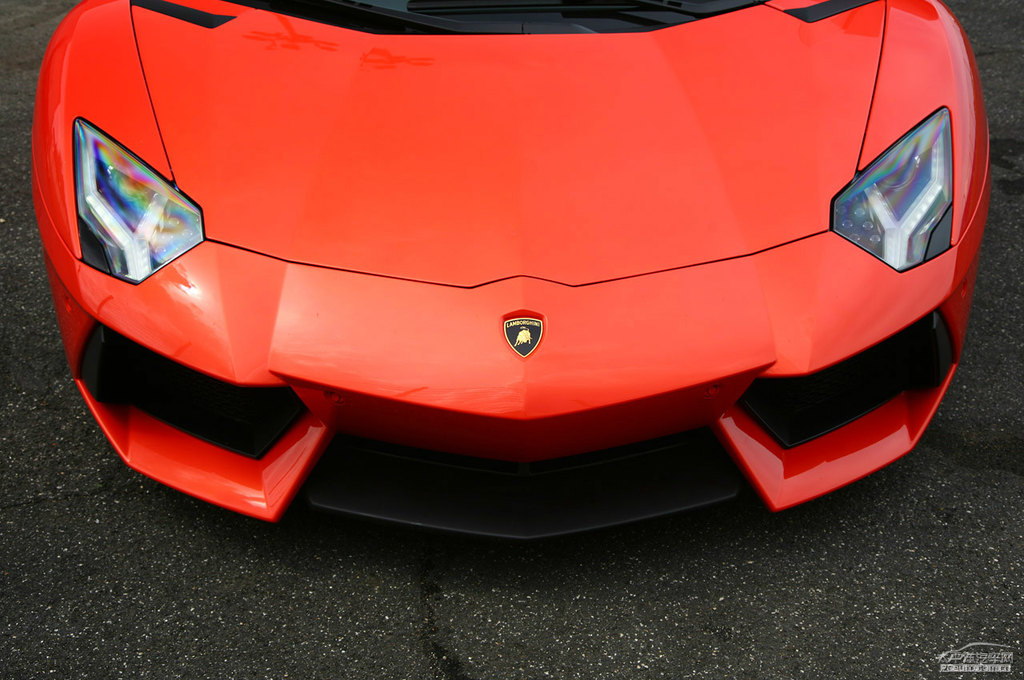 橙色Aventador車頭外觀圖片