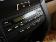 2012款 4.0L GX-R 自動 2012款 4.0L GX-R 自動