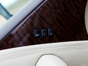 2012款 5.6L 旗艦版 2012款 5.6L 旗艦版