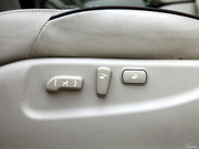 2012款 5.6L 旗艦版 2012款 5.6L 旗艦版