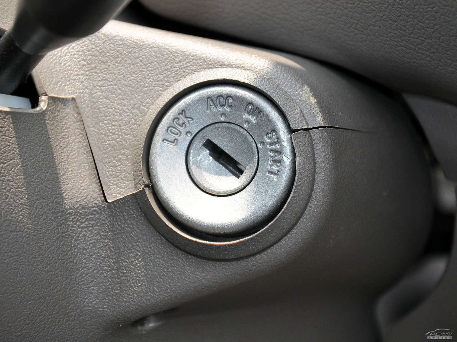 佳寶V70內(nèi)飾高清大圖