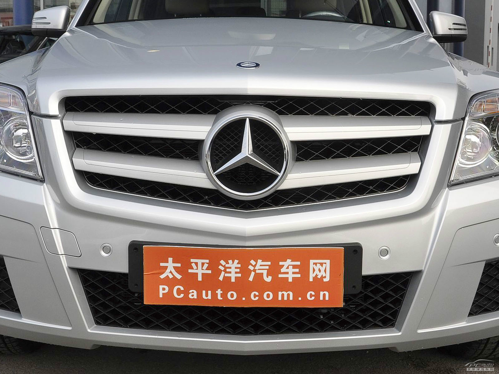 奔馳GLK外觀高清大圖