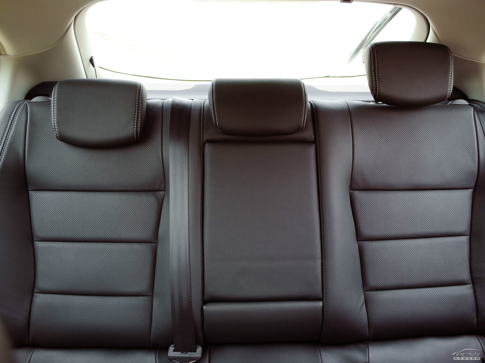 拉古那內(nèi)飾高清大圖