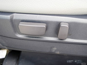 2012款 2.0L 兩驅(qū)豪華版 2012款 2.0L 兩驅(qū)豪華版