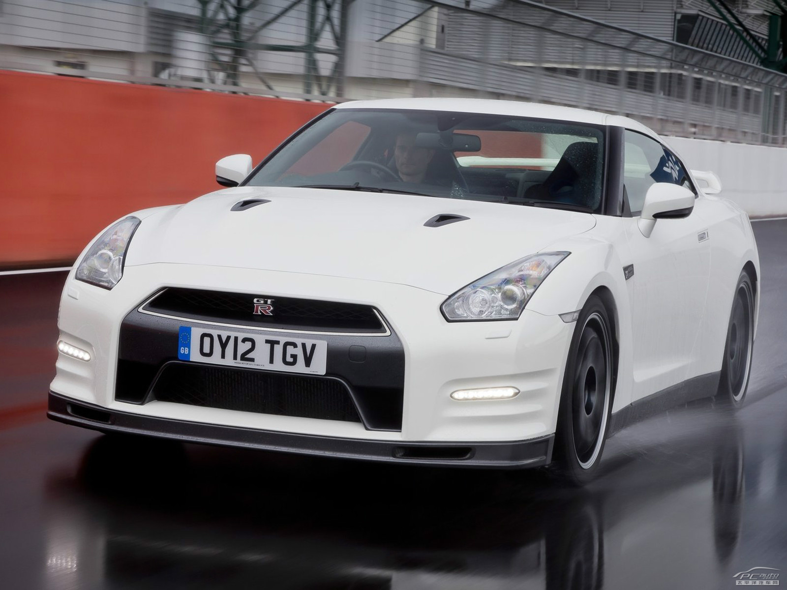 日產(chǎn)GT-R外觀高清大圖