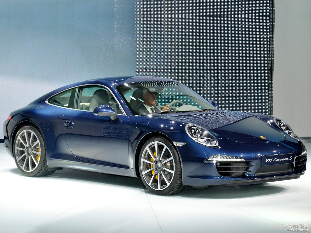 水藍(lán)保時(shí)捷911整車外觀外觀圖片