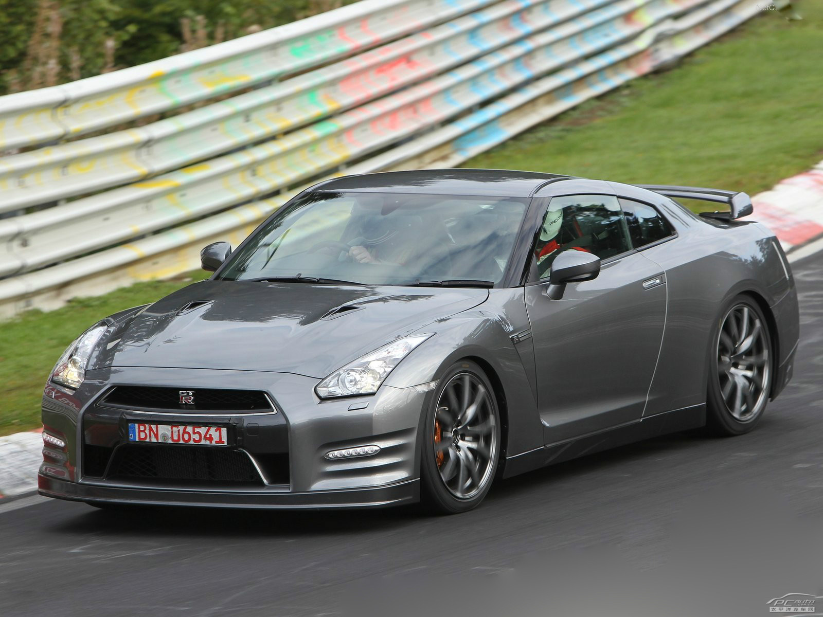 日產(chǎn)GT-R外觀高清大圖