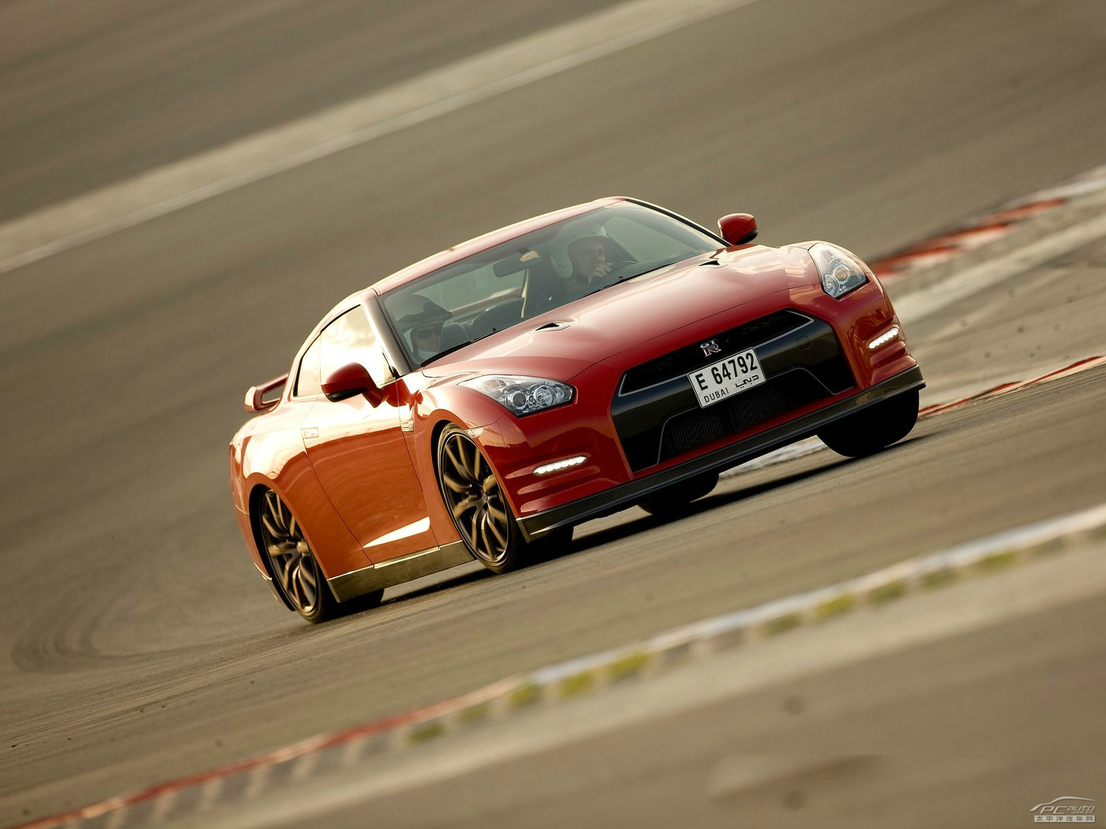 日產(chǎn)GT-R外觀高清大圖