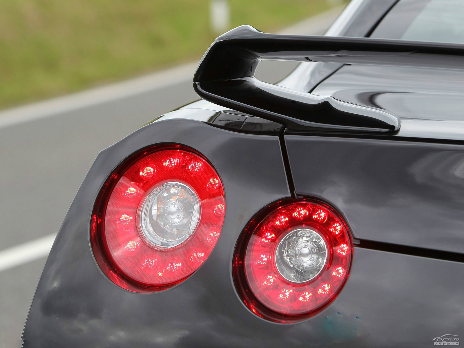 日產(chǎn)GT-R外觀高清大圖
