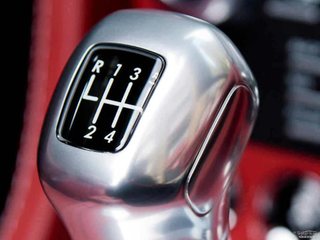 V12 Vantageп؃(ni)DƬ