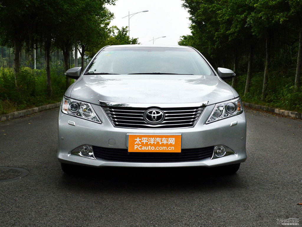 水晶銀凱美瑞整車外觀外觀圖片