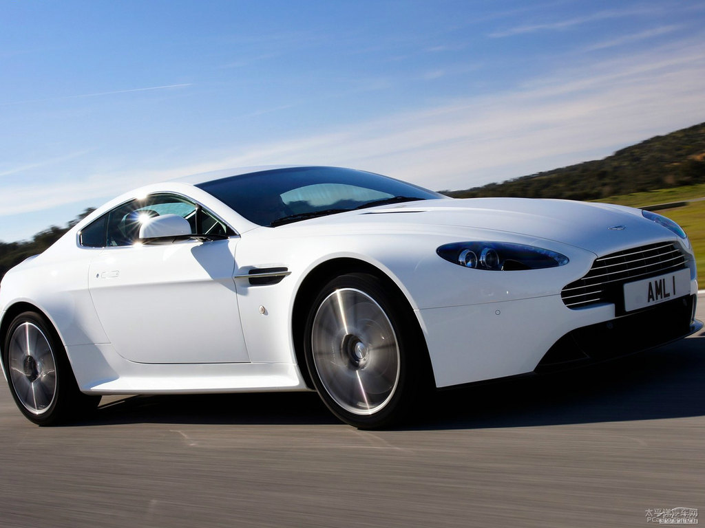 ¶V8 Vantage܇(ch)^^DƬ