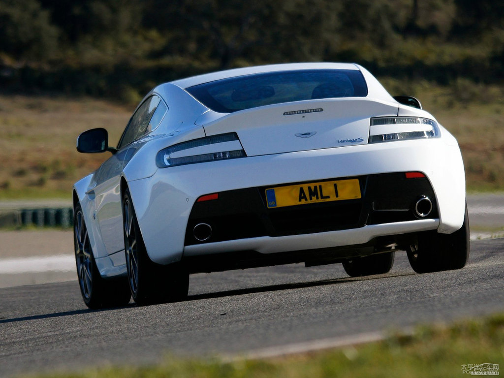 ¶V8 Vantage܇^^DƬ