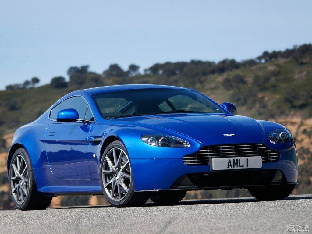 {(ln)ɫV8 Vantage܇^^DƬ