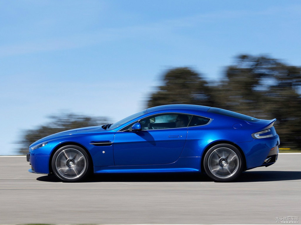{(ln)ɫV8 Vantage܇(ch)^^DƬ