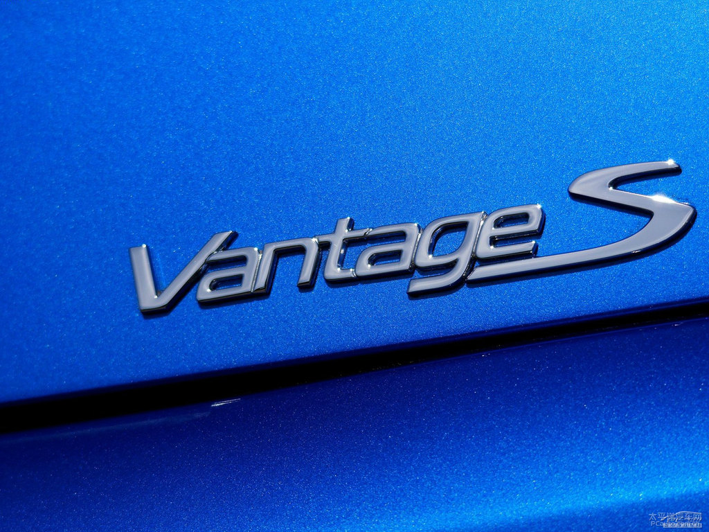 {ɫV8 Vantage܇β^DƬ