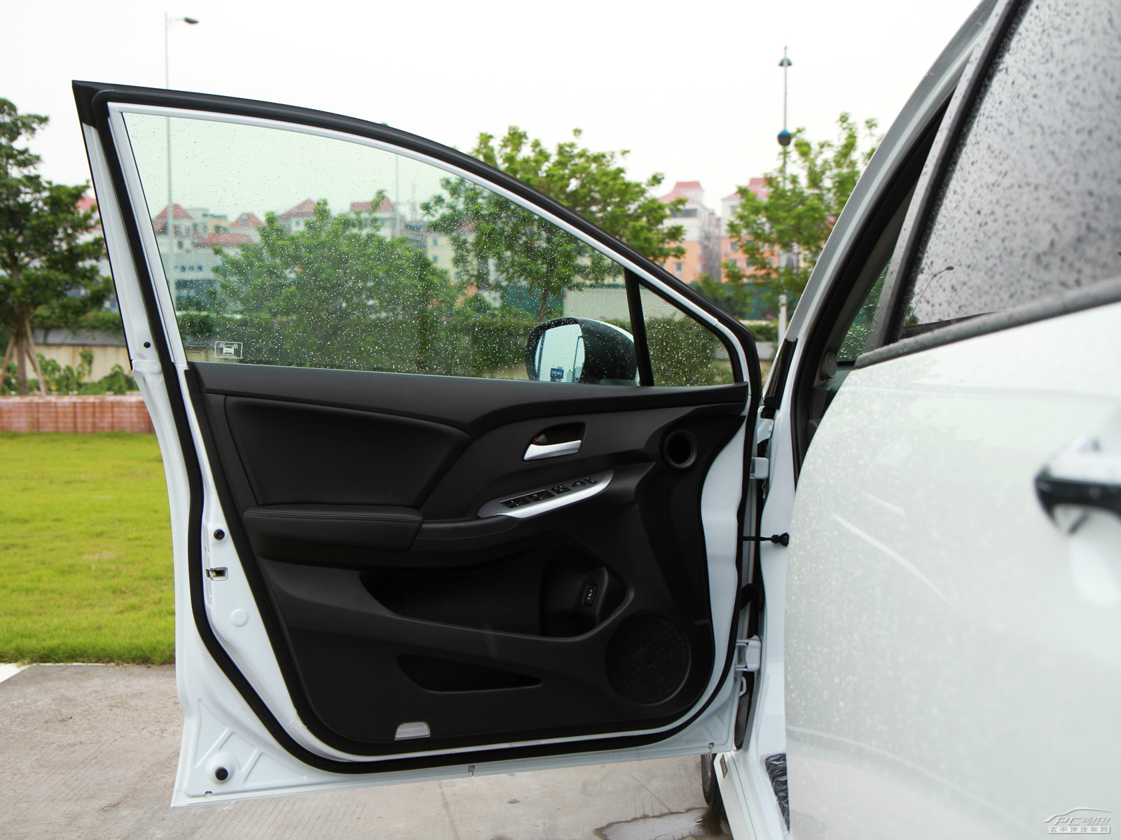 奧德賽內(nèi)飾高清大圖