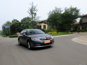 2012款 三廂 2.0L 自動品馭型 2012款 三廂 2.0L 自動品馭型