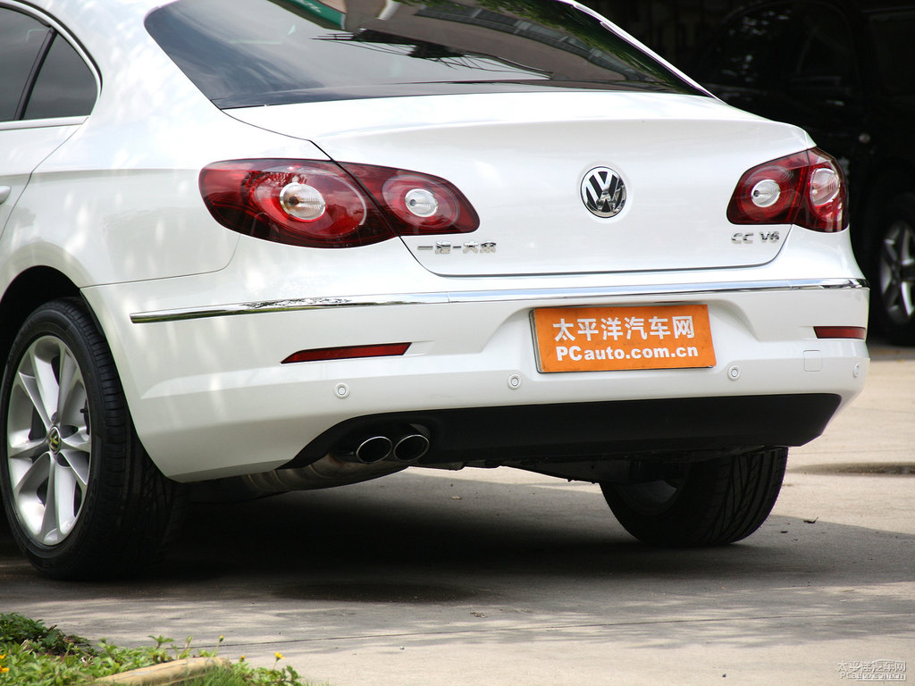 糖果白大眾CC外觀圖片