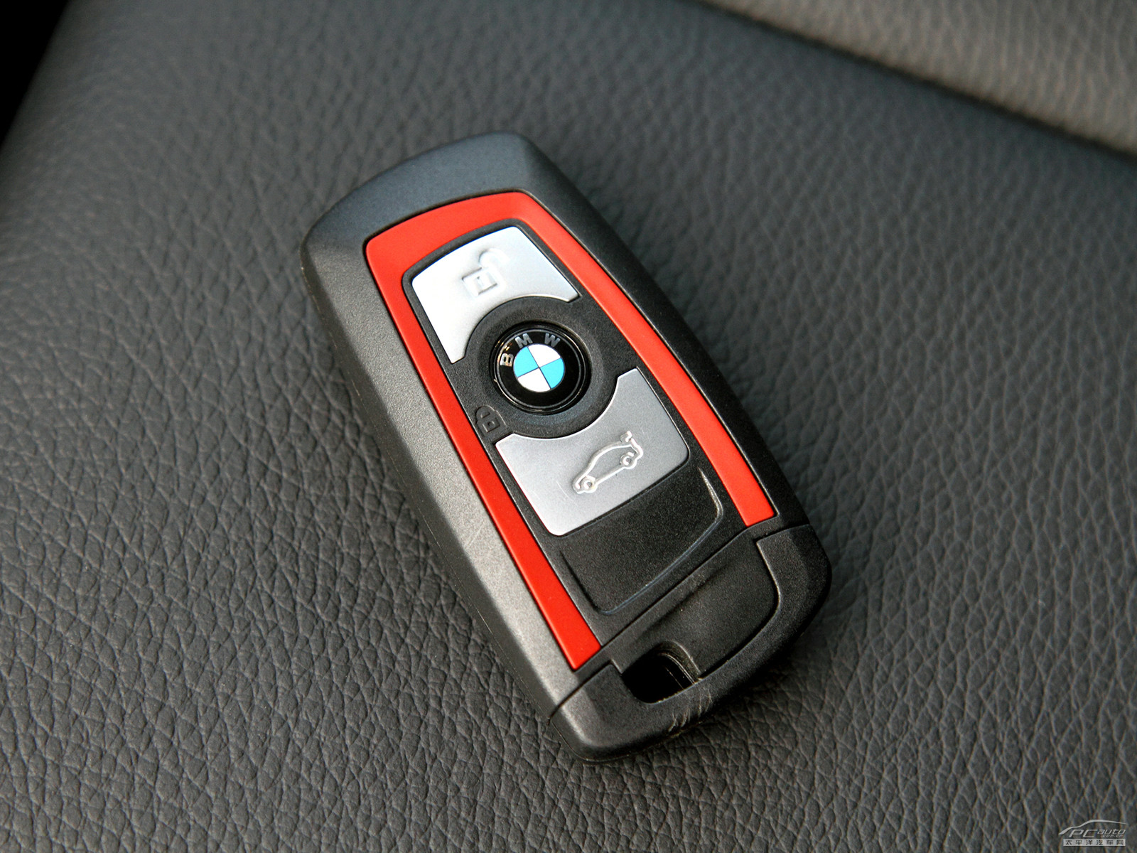 寶馬3系細(xì)節(jié)高清大圖