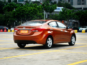 2012款 1.6L 自動尊貴型 2012款 1.6L 自動尊貴型