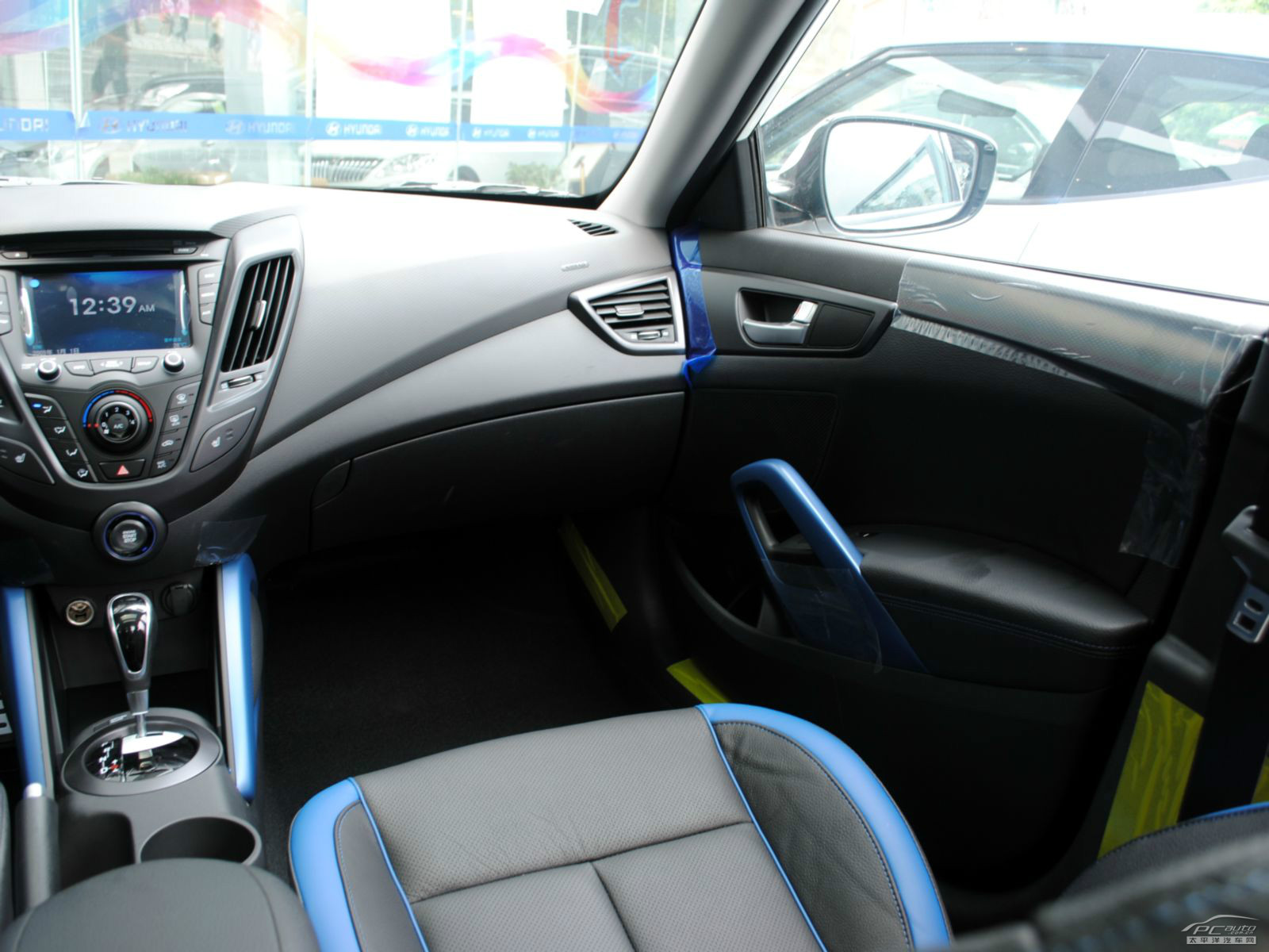 Veloster內(nèi)飾高清大圖