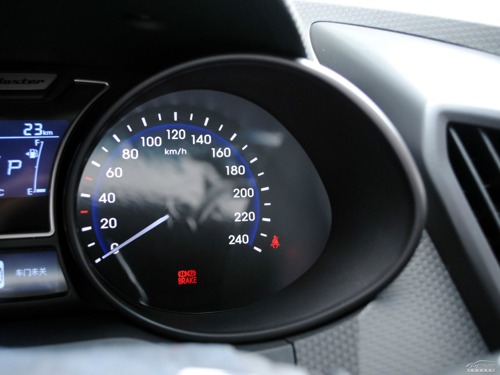 Veloster內(nèi)飾高清大圖