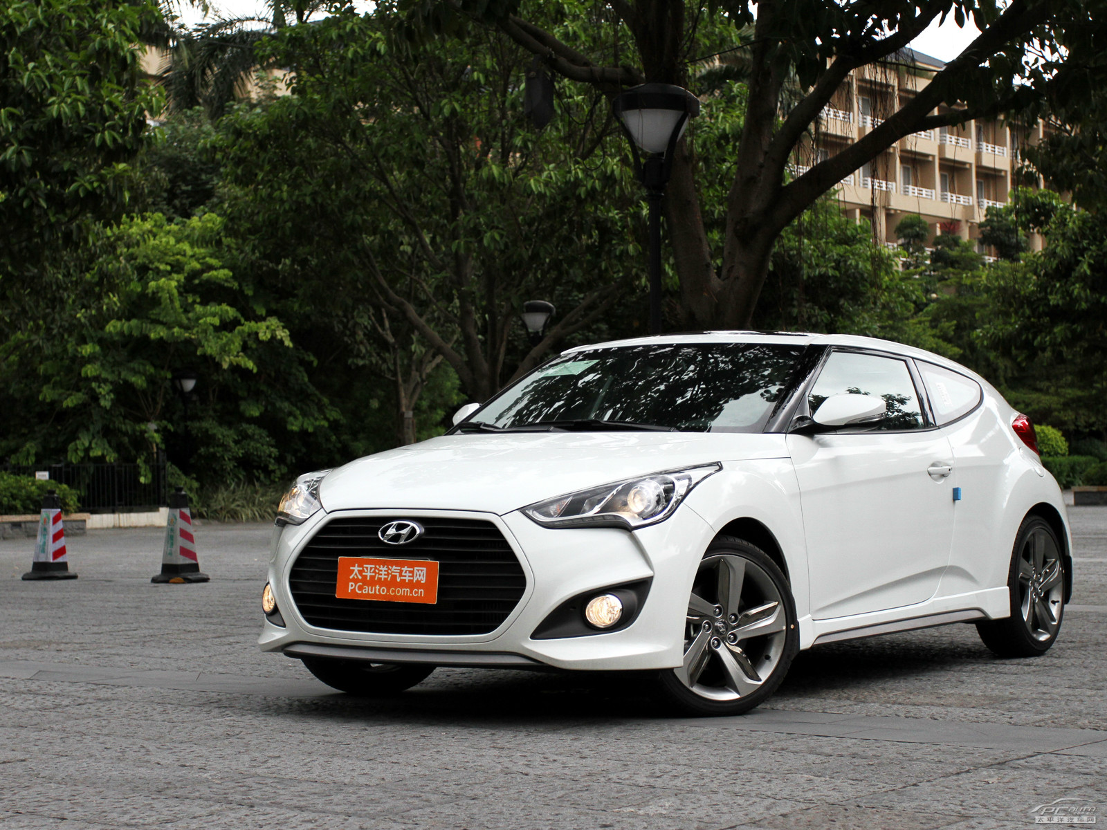 Veloster外觀高清大圖