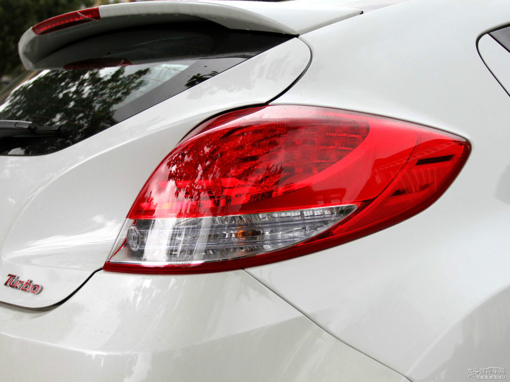 ˮVeloster܇(ch)β^DƬ