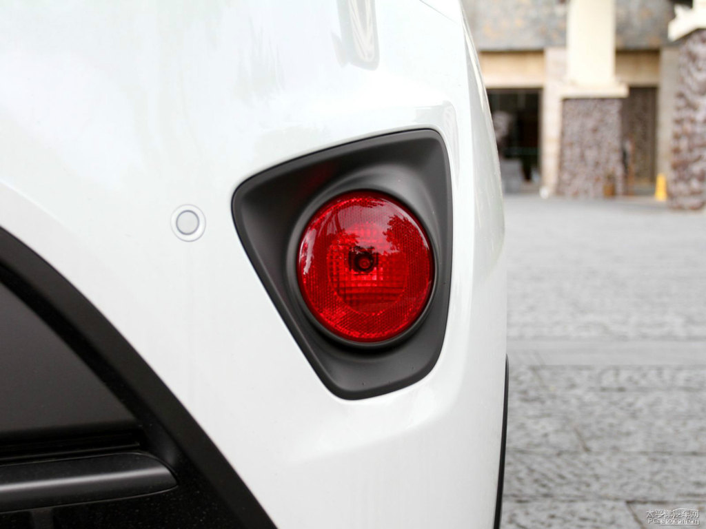 ˮVeloster܇β^DƬ