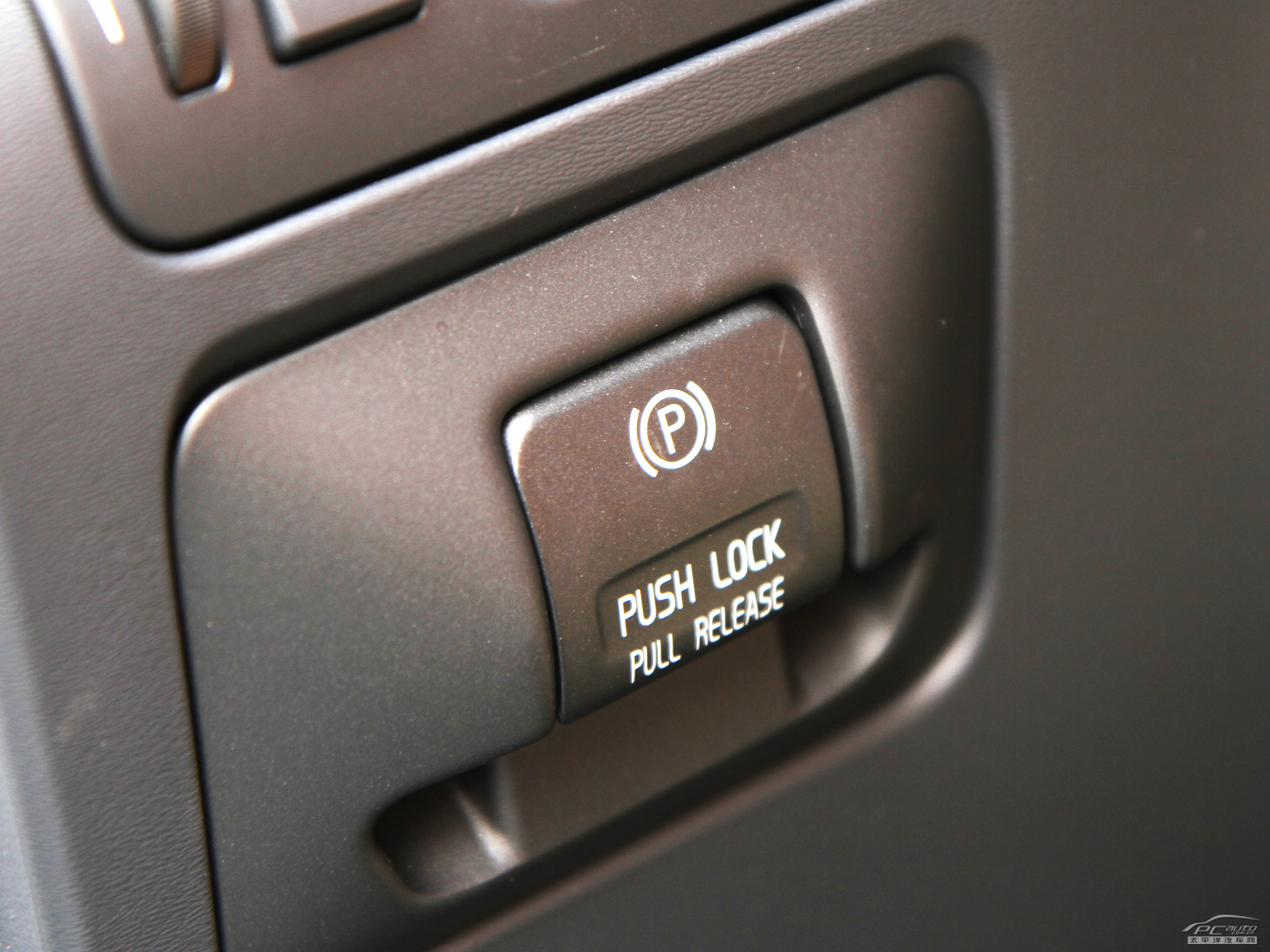 沃爾沃V60內(nèi)飾高清大圖