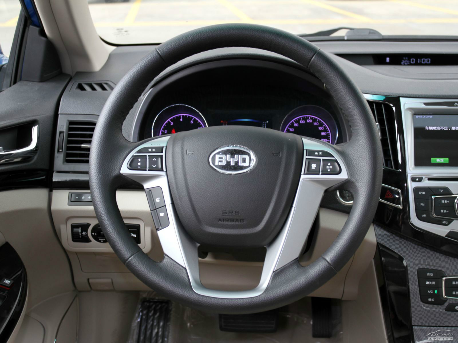 速銳內(nèi)飾高清大圖