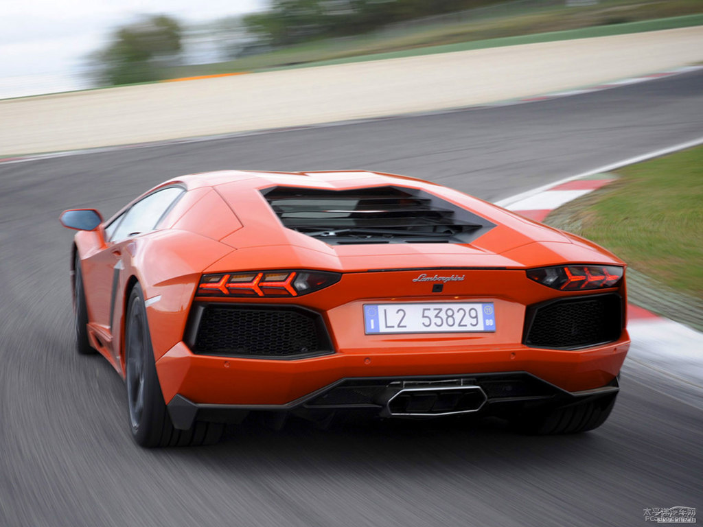 橙色Aventador整車外觀外觀圖片