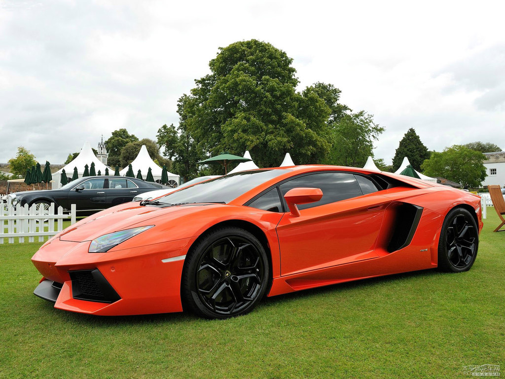 橙色Aventador整車外觀外觀圖片