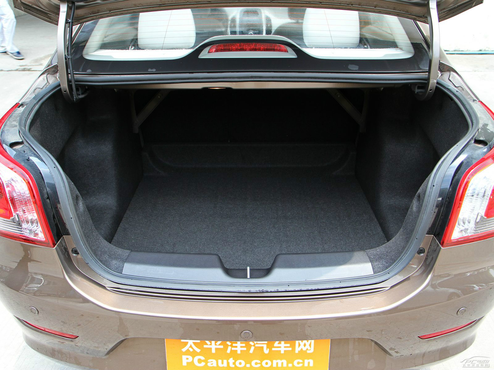 寶駿630空間高清大圖