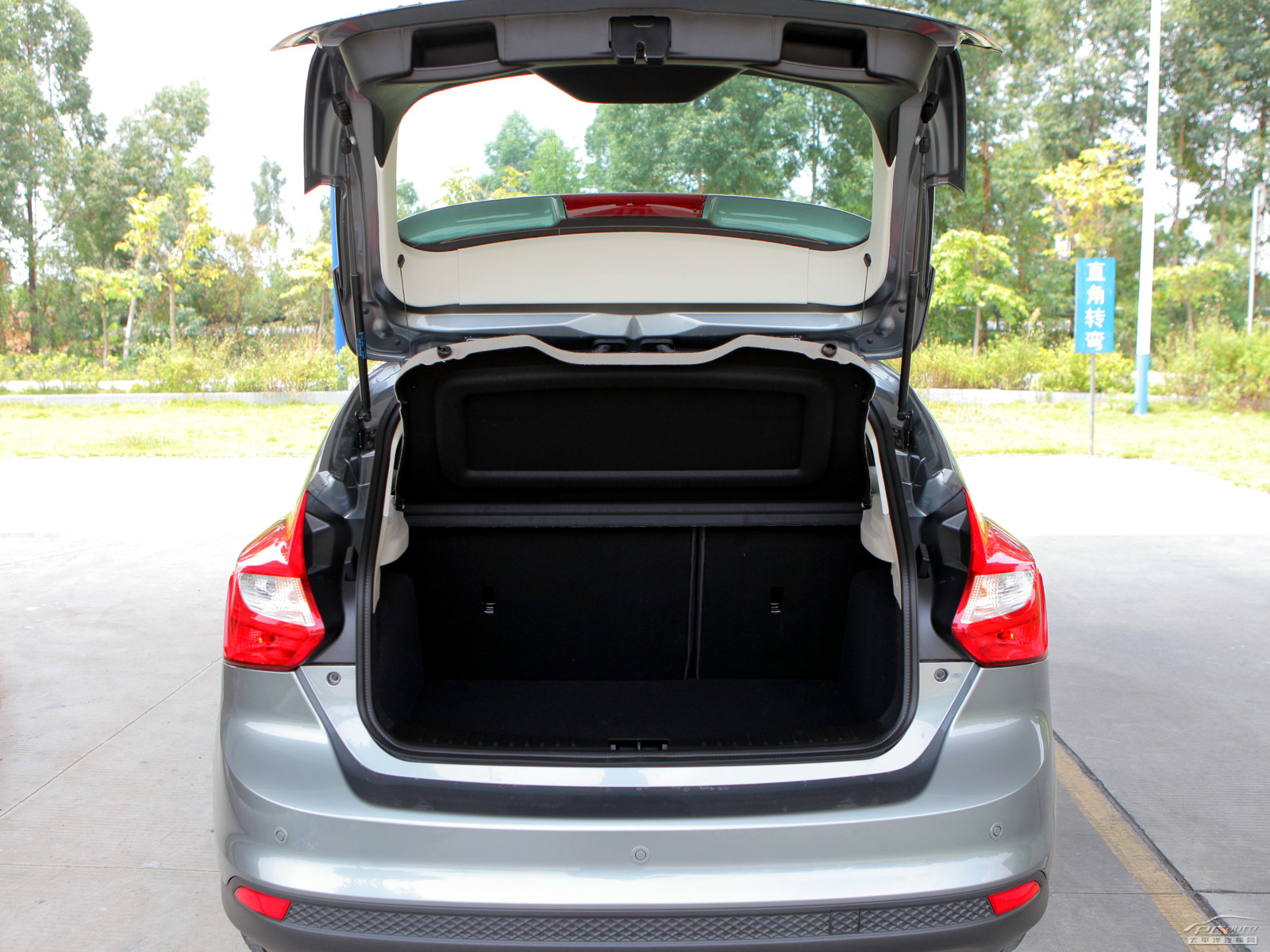 福克斯空間高清大圖