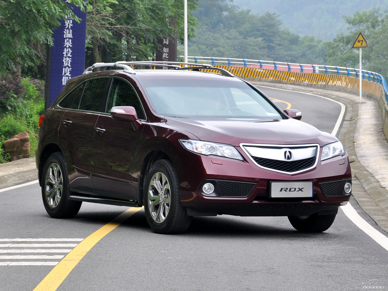 謳歌RDX(進口)外觀高清大圖