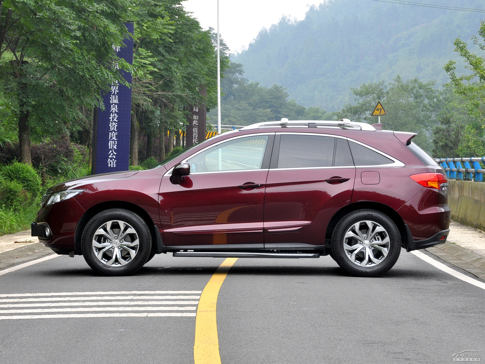謳歌RDX(進(jìn)口)外觀高清大圖