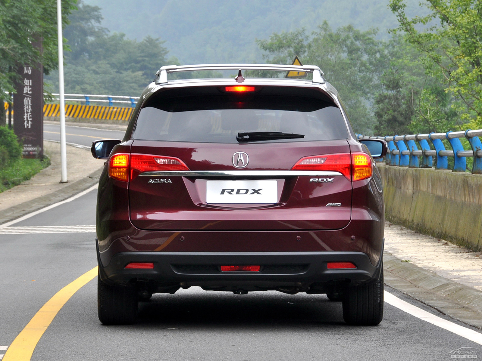 謳歌RDX(進(jìn)口)外觀高清大圖