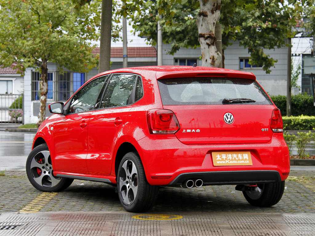 風格紅大眾Polo整車外觀外觀圖片