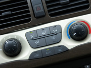 2011款 一家親 2.0L 汽油標(biāo)準(zhǔn)版 2011款 一家親 2.0L 汽油標(biāo)準(zhǔn)版