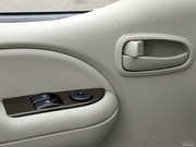 2011款 一家親 2.0L 汽油標(biāo)準(zhǔn)版 2011款 一家親 2.0L 汽油標(biāo)準(zhǔn)版