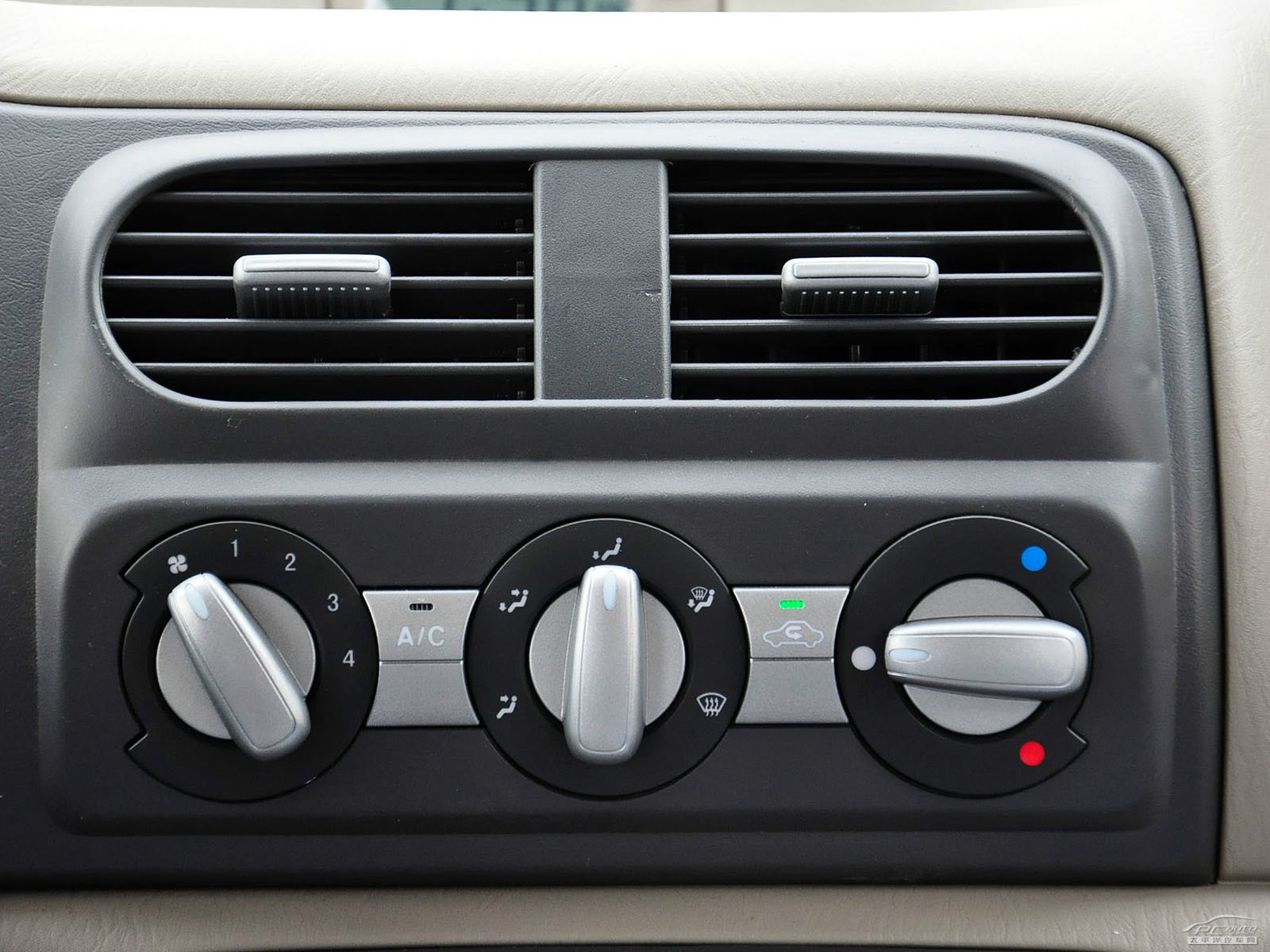 北斗星內(nèi)飾高清大圖