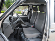 2010款 1.0L 新版立業(yè)型短車身 2010款 1.0L 新版立業(yè)型短車身