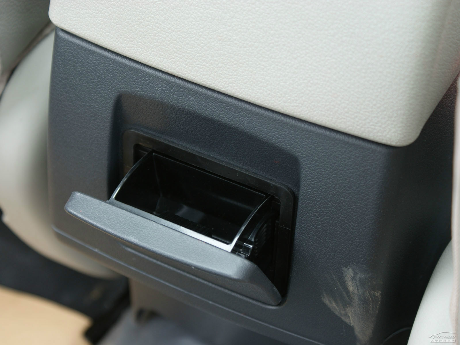 力帆X60空間高清大圖