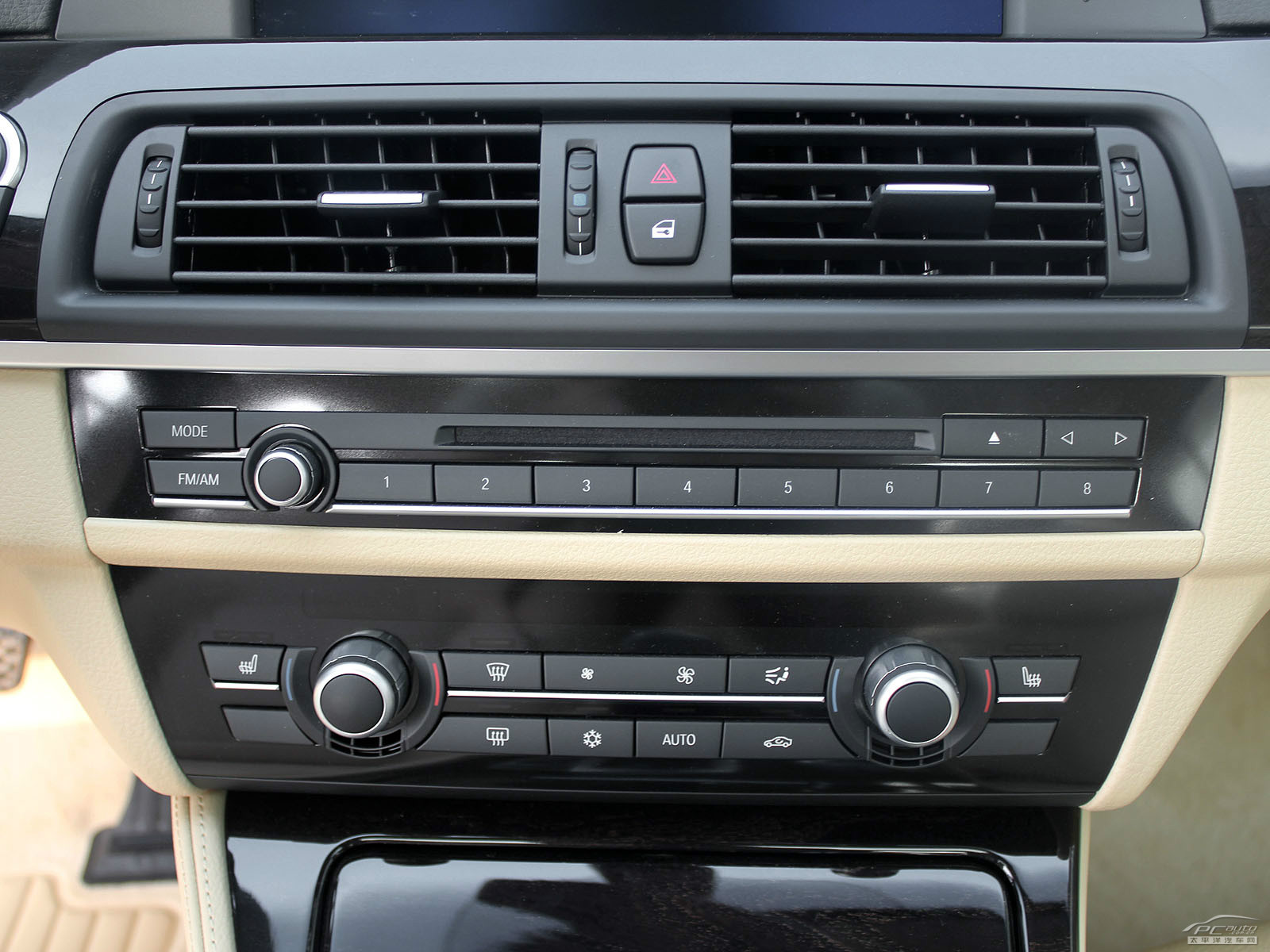 寶馬5系(進口)內(nèi)飾高清大圖