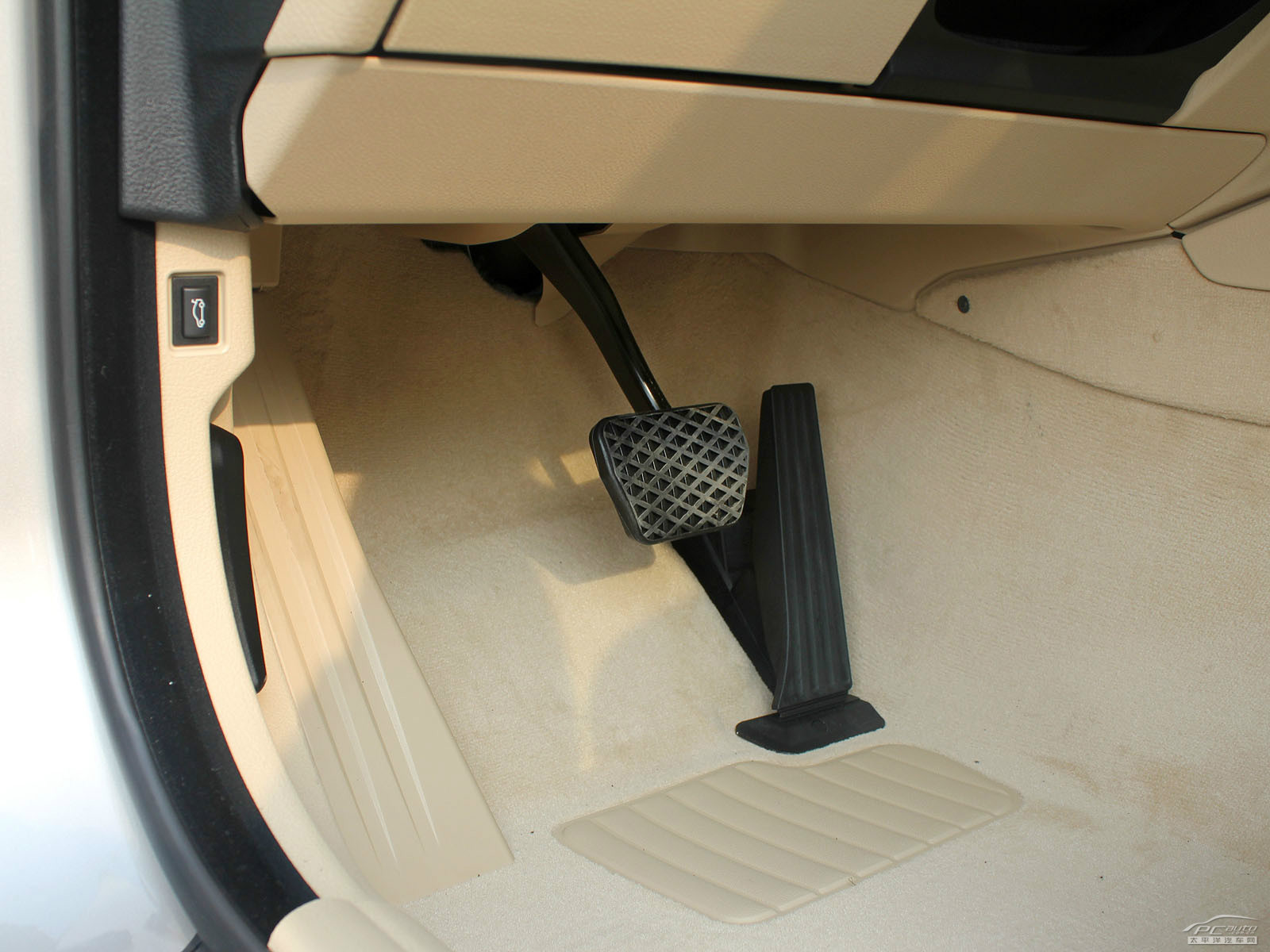 寶馬5系(進(jìn)口)內(nèi)飾高清大圖