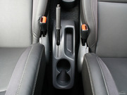 2011款 1.3L AT 雙色版