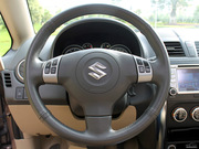 2011款 1.8L AT 豪華型 2011款 1.8L AT 豪華型